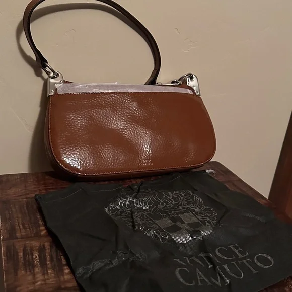 NWT Vince Camuto Genuine convertible Leather Crossbody Satchel in toffee brown - Picture 10 of 16